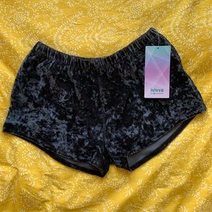 Ivivva Veluxe Shorts